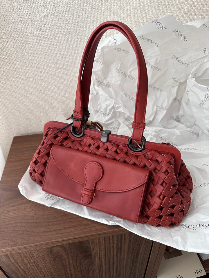 Bottega Veneta Limited Edition Woven Baguette 🎃 | Small Kisslock Underarm Bag ✨