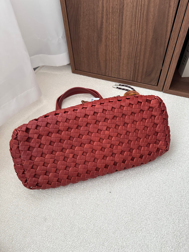 Bottega Veneta Limited Edition Woven Baguette 🎃 | Small Kisslock Underarm Bag ✨