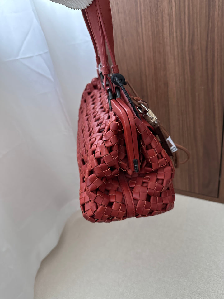 Bottega Veneta Limited Edition Woven Baguette 🎃 | Small Kisslock Underarm Bag ✨