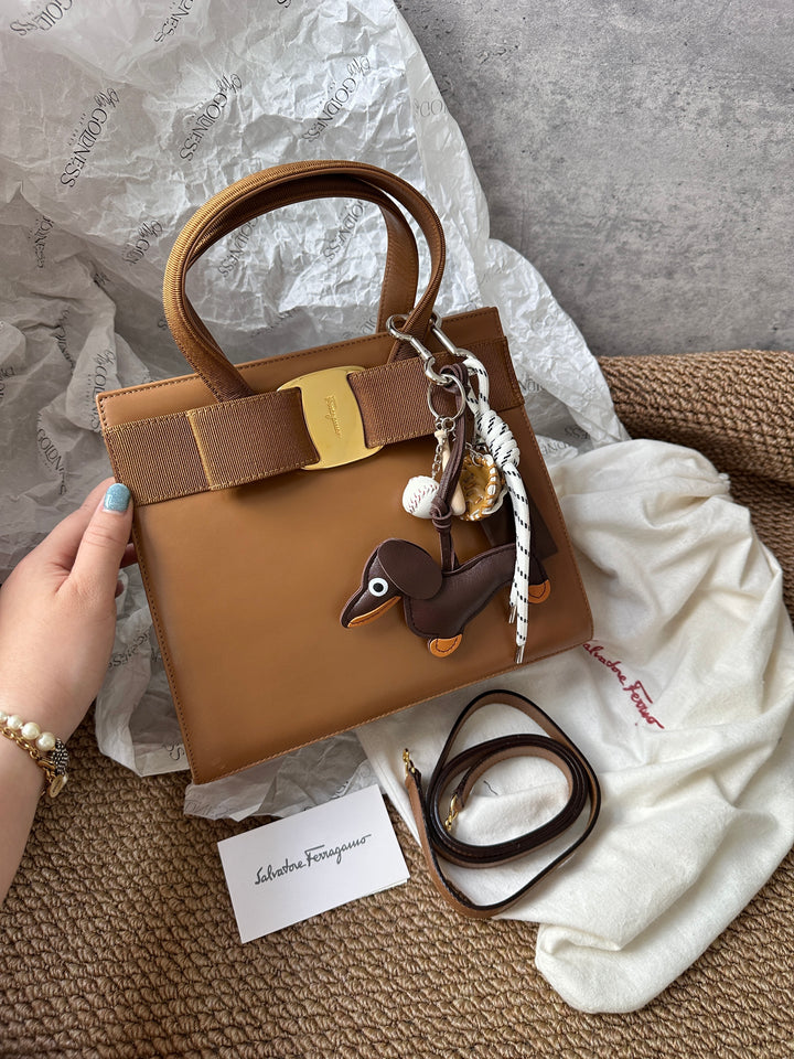 Ferragamo Brown Vara Ribbon Top Handle Bag 🤎｜Chic, Elegant & Collectible