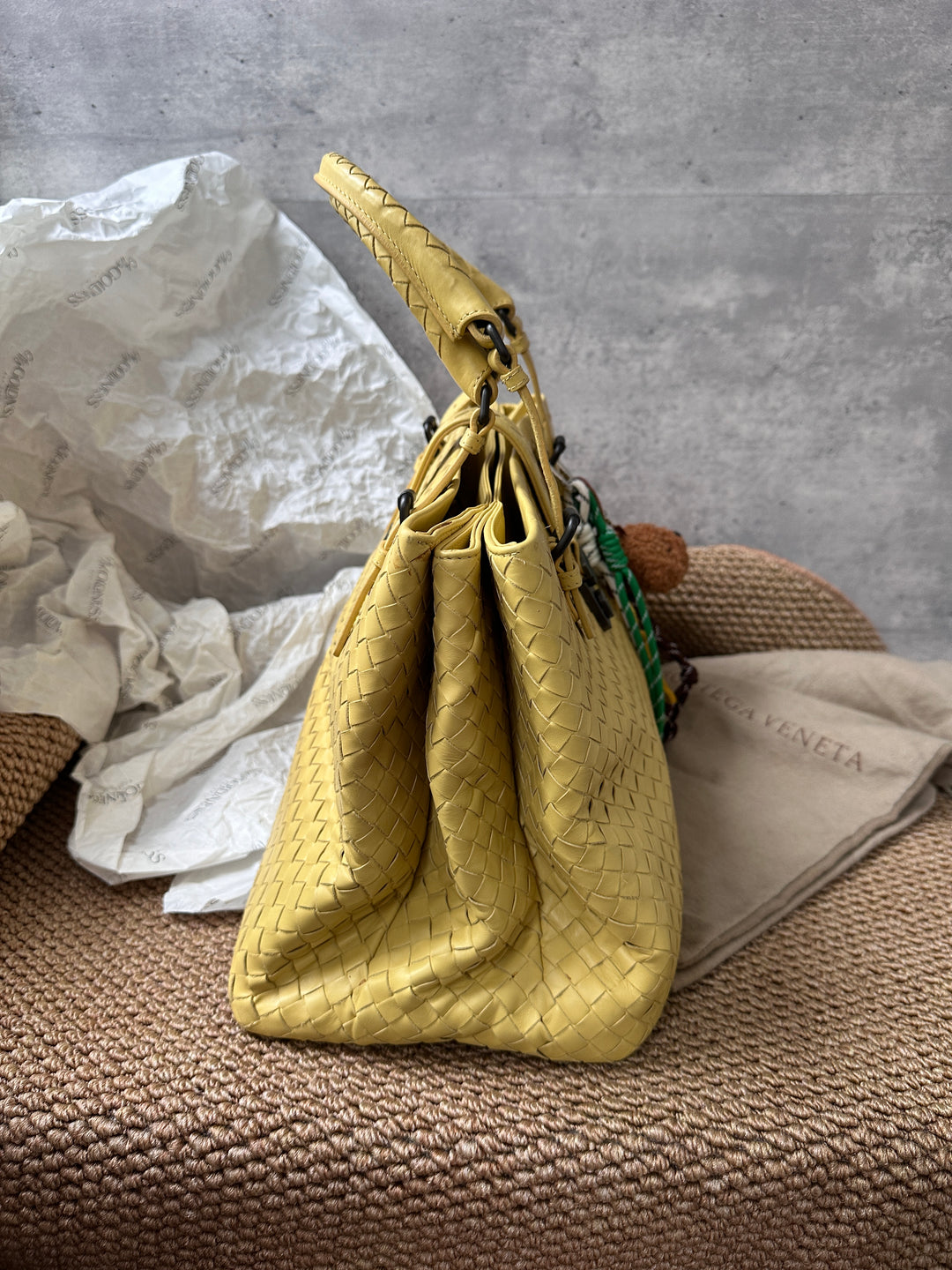 BOTTEGA VENETA Yellow Intrecciato Leather Tote ✨｜Rare Color, Elegant & Spacious