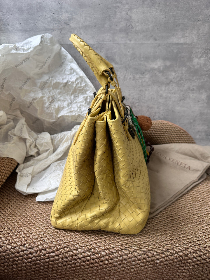 BOTTEGA VENETA Yellow Intrecciato Leather Tote ✨｜Rare Color, Elegant & Spacious