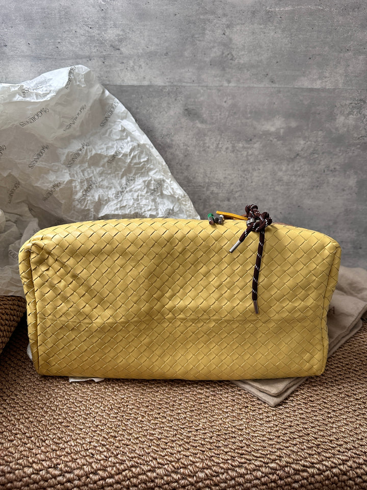 BOTTEGA VENETA Yellow Intrecciato Leather Tote ✨｜Rare Color, Elegant & Spacious