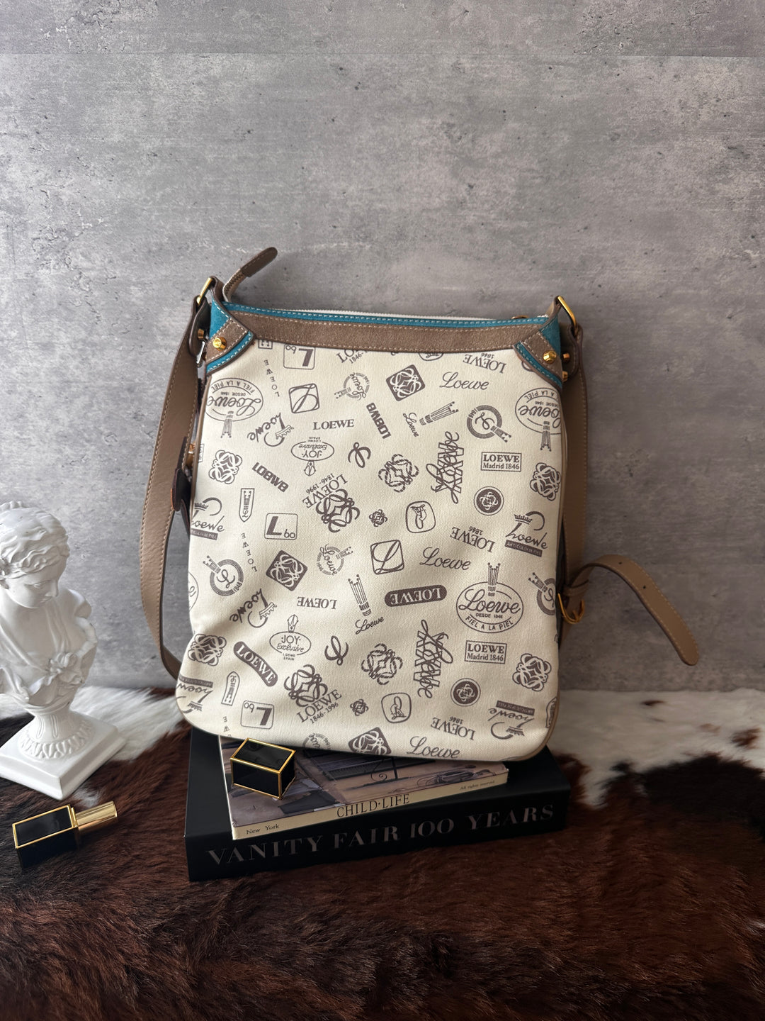 LOEWE 160th Anniversary Limited Crossbody Bag 🤎🩵｜Archive Logo Print｜Metal Emblem Details｜Collectible Edition