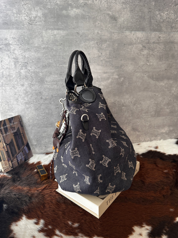 CELINE Triomphe Denim Hobo Bag 💙🖤｜Lightweight Carry｜Spacious Interior｜Convertible Styling