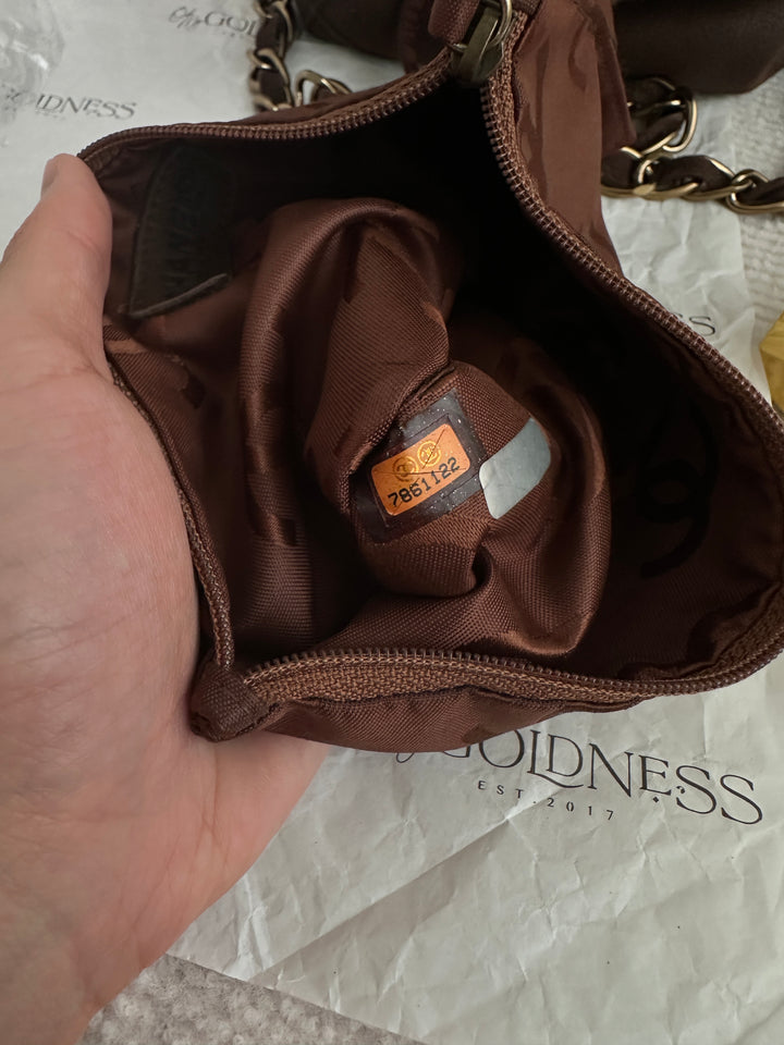 Chanel Special Edition Chocolate Brown Hobo/Crossbody + Baby Pouch 🤎✨ Soft & Slouchy with Boy-Style Clasp