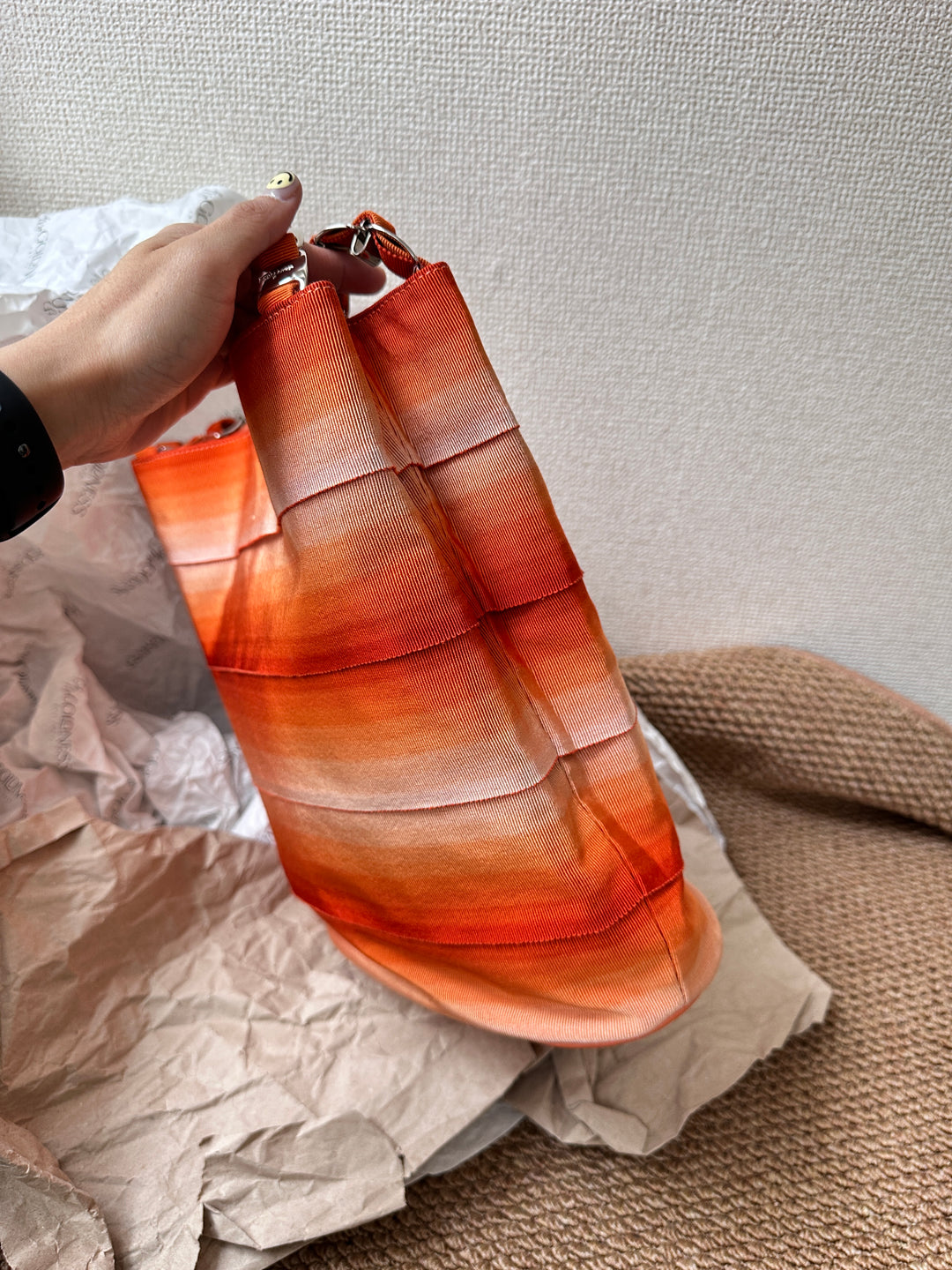Ferragamo Sunset Color Chain Shoulder Bag ✨｜Vivid Gradient Charm with Everyday Ease