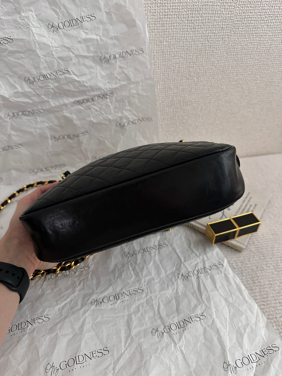 CHANEL｜Small CC Tag Quilted Tote Bag 🖤🪄 Everyday Elegance