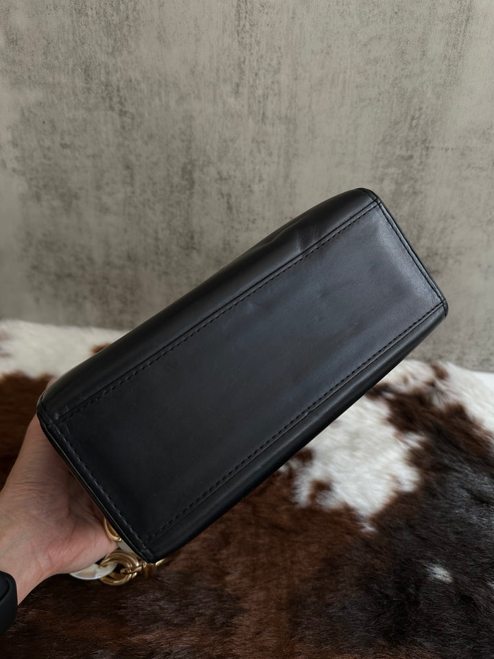 Givenchy Vintage Kelly Shoulder Bag 🖤 | Classic Glamour with a Modern Twist