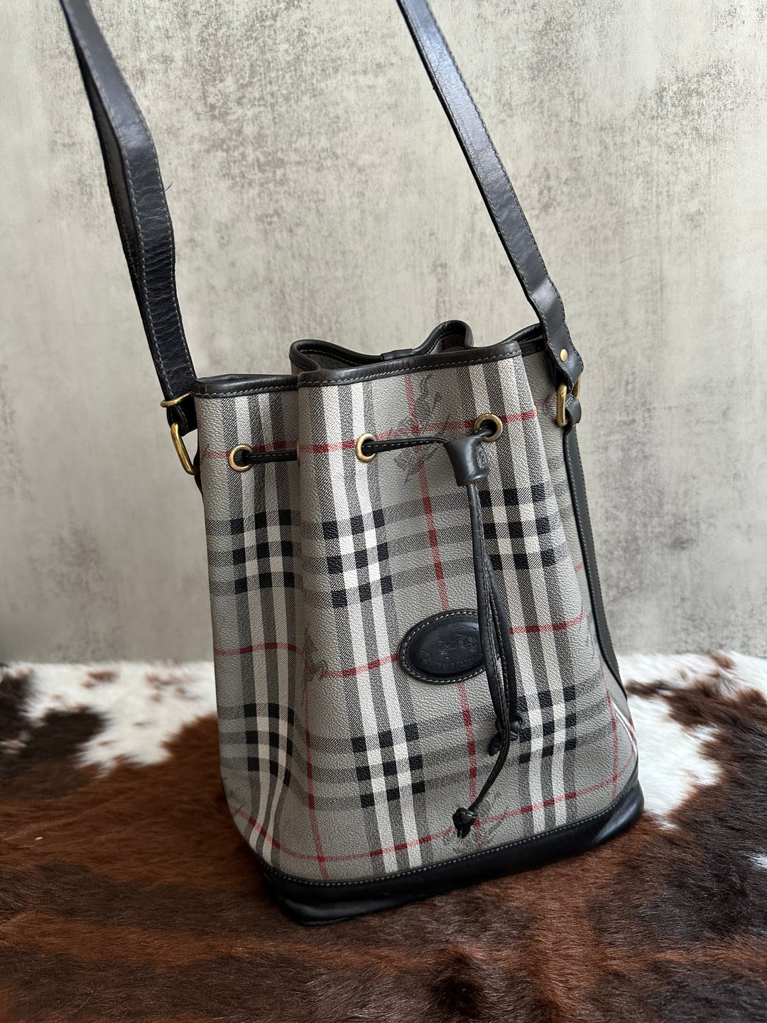 Burberry Vintage Grey Check Bucket Bag 🤍🖤 | Classic Heritage Meets Effortless Chic