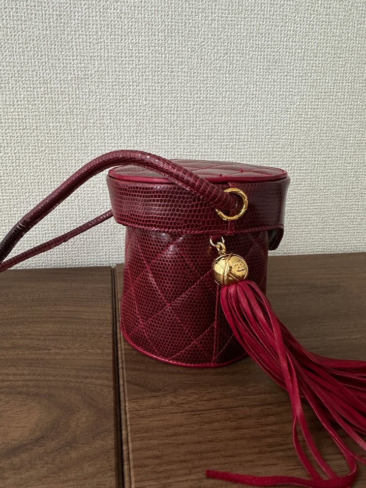 CHANEL Lizard Leather Tassel Vanity Case 💎👜 Rare Collectible Piece
