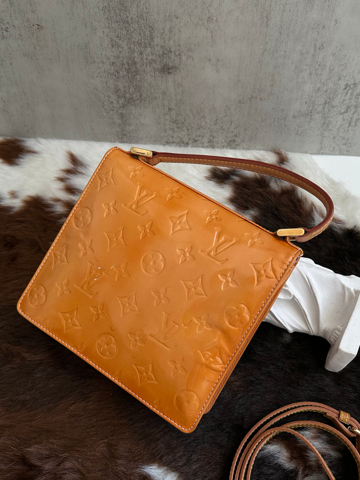 Louis Vuitton Vernis Monogram Kelly 🍯✨ | Modern Classic in Glossy Elegance