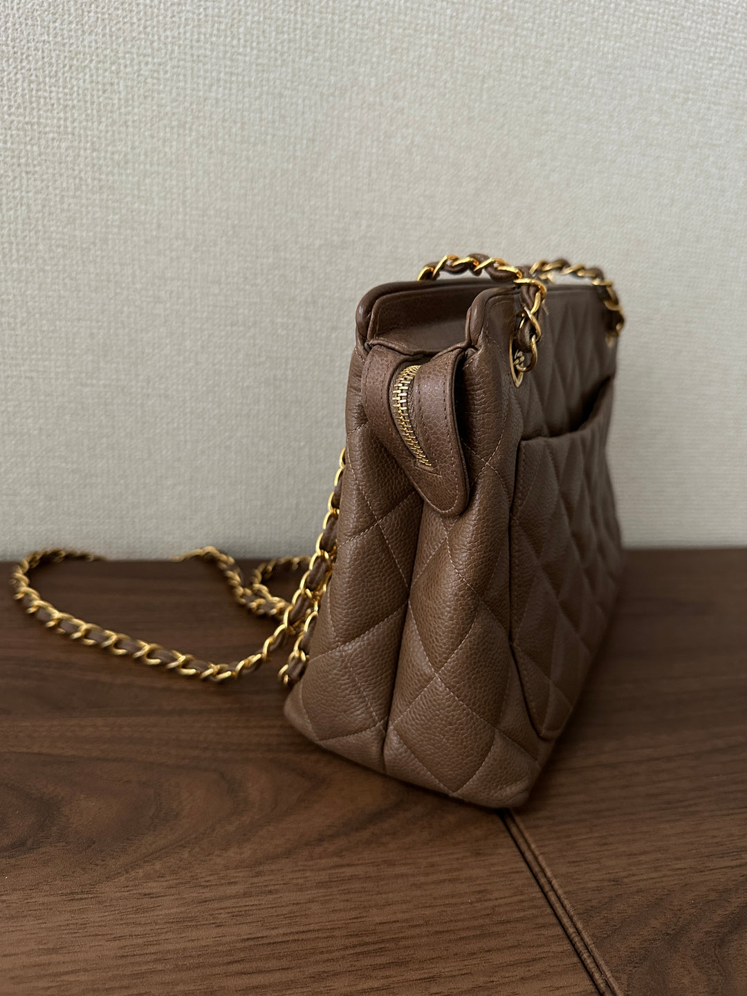 CHANEL “Sun God” Shoulder Bag 🌞🍫🥛 Rare Cocoa Milk Edition