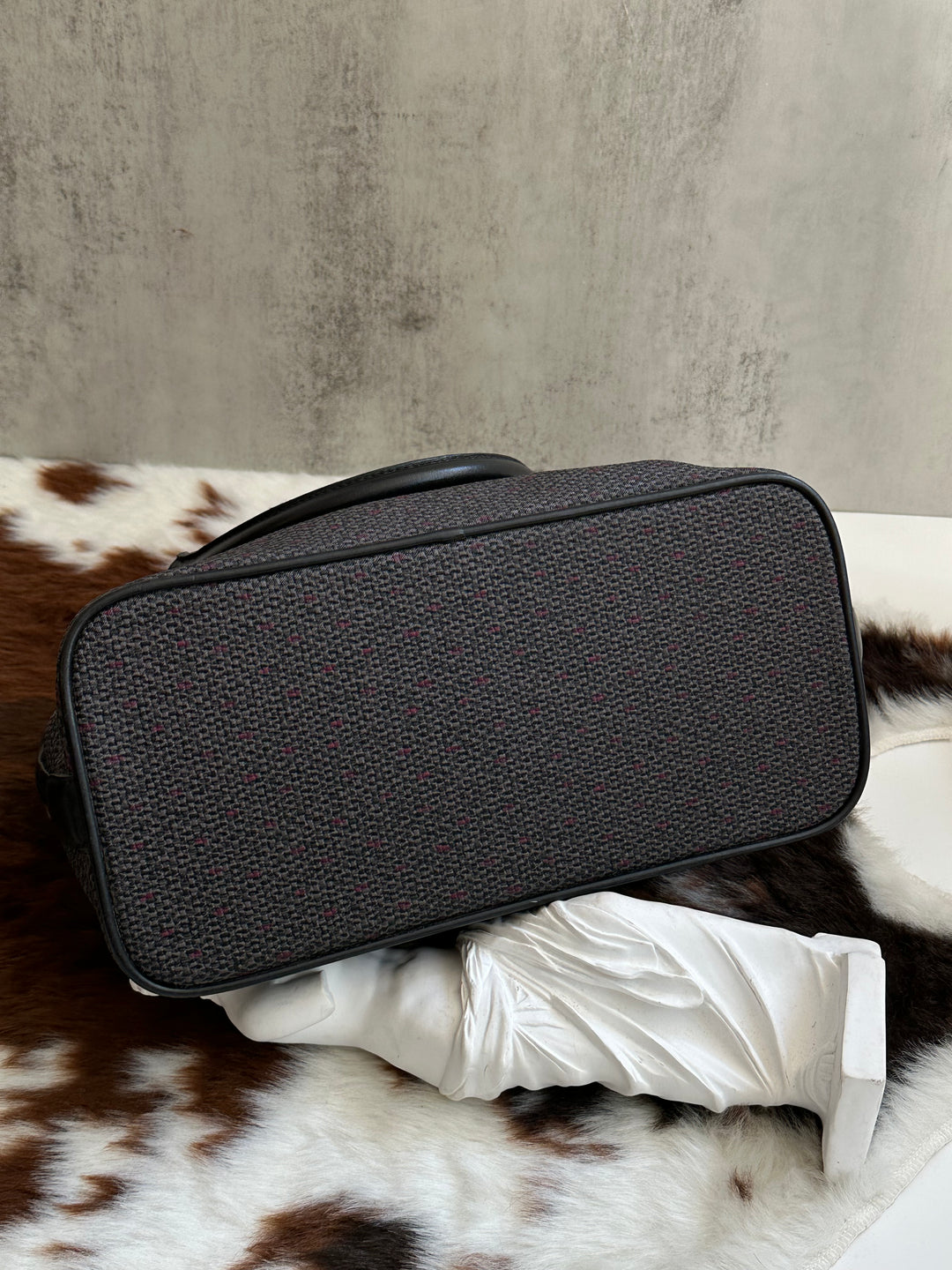 Yves Saint Laurent Vintage Alma Satchel 🖤 | Effortless Parisian Sophistication