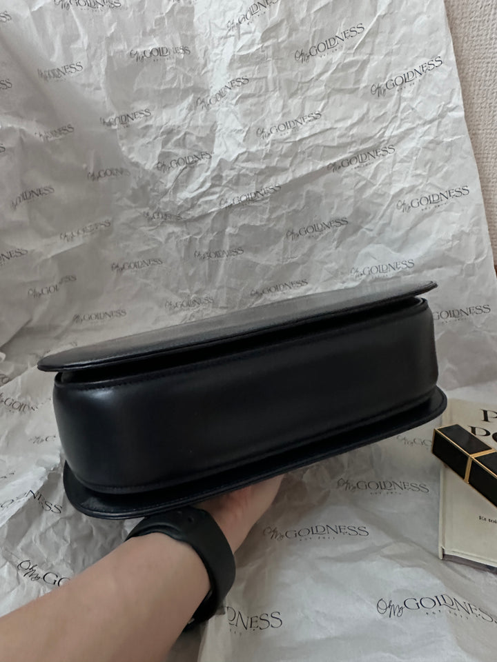Gucci Bamboo Box Leather Handbag — Black 🖤✨ Vintage Collector’s Piece