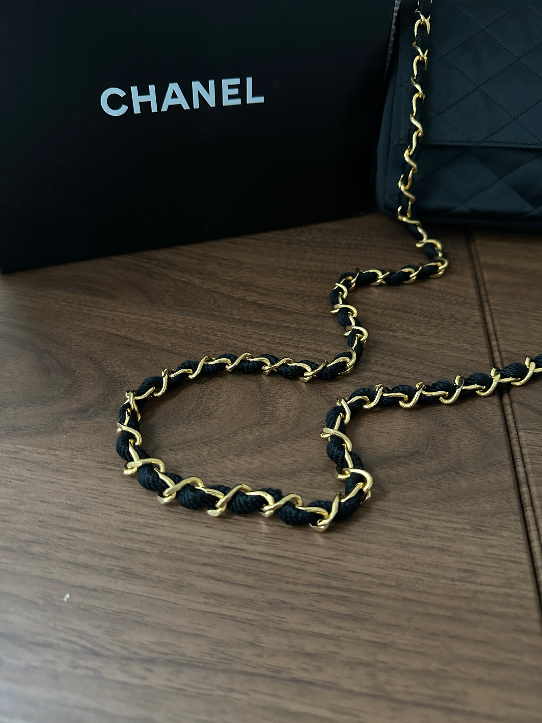 CHANEL Shearling-Trim Calfskin Chain Shoulder Bag 🖤✨ Ultra-Rare Find