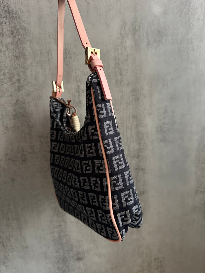 FENDI Zucca Pattern Shoulder Bag 💗｜Pink Leather Trim × Gold Hardware × Logo Canvas