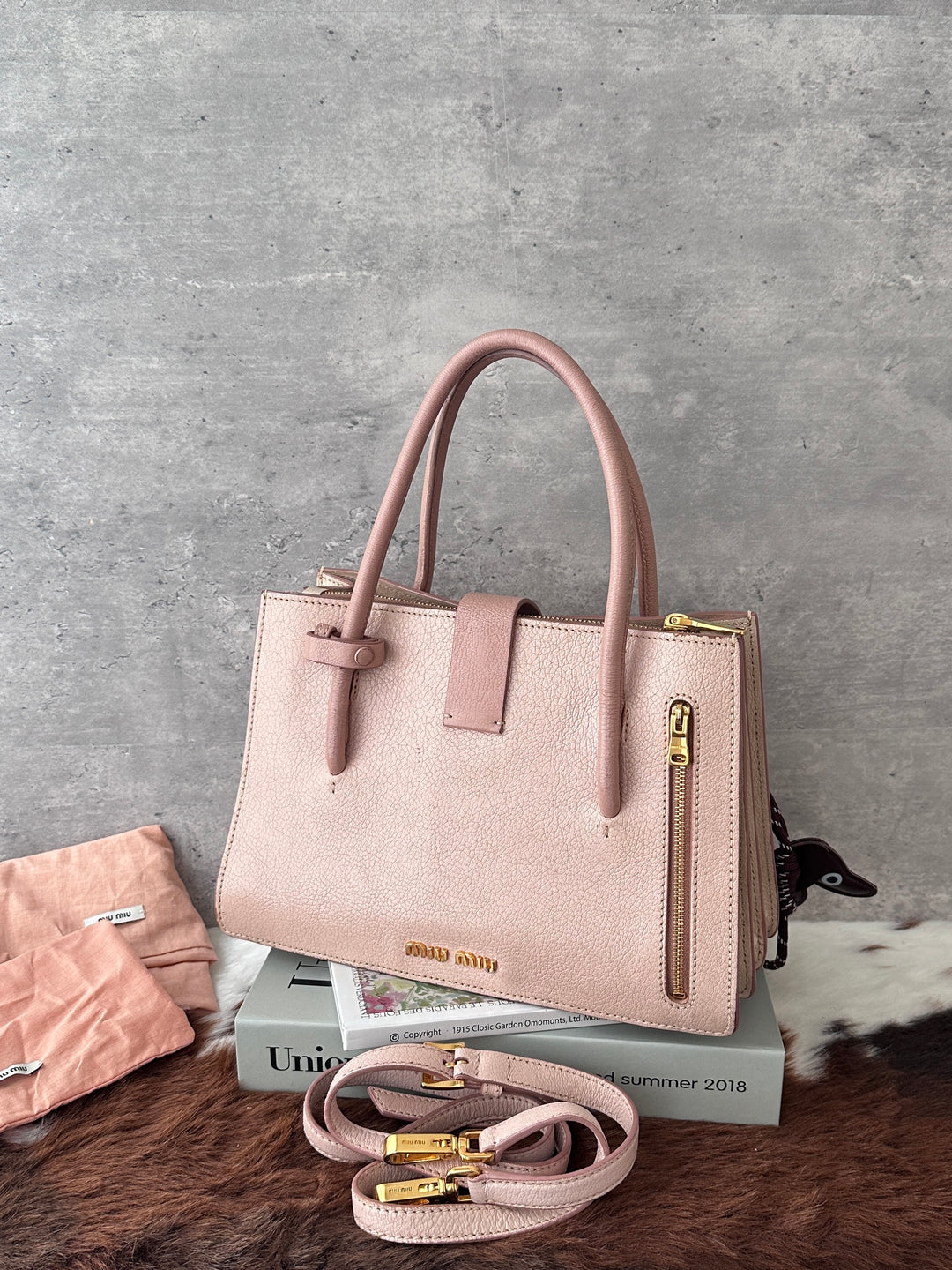 Miu Miu Madras 🌸💕｜Blush Pink × Gold Hardware × 2-Way Bag