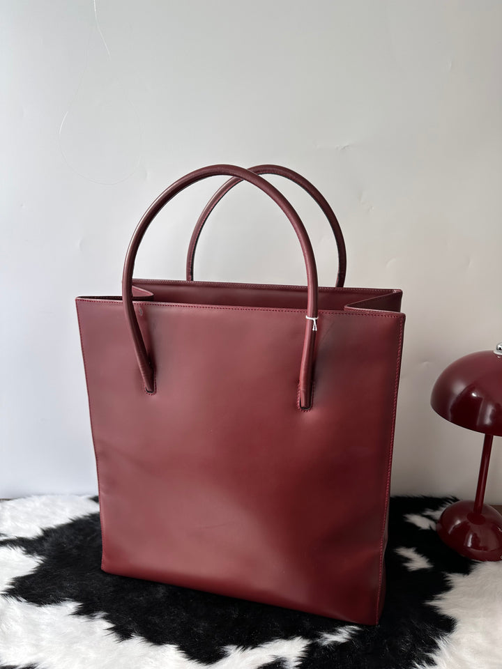 Cartier Leather Tote Bag ❤️｜Classic Bordeaux Tone × Signature Logo Tag × Spacious Everyday Carry