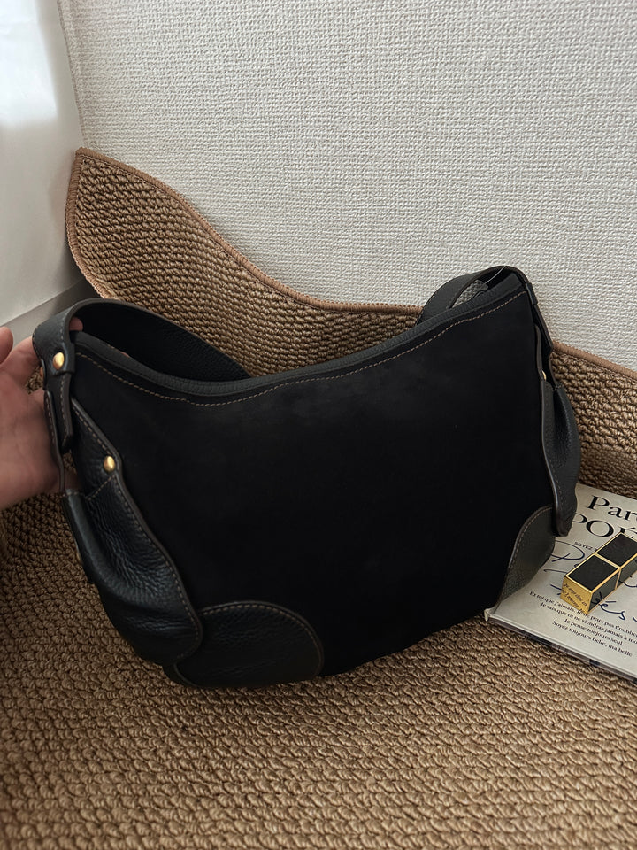 Salvatore Ferragamo Horseshoe Buckle Hobo — Black 🖤✨ Elegant & Spacious Vintage Classic