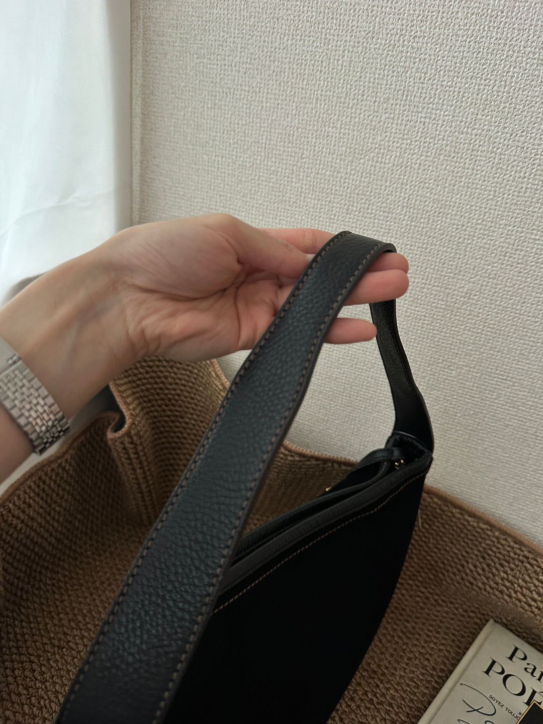 Salvatore Ferragamo Horseshoe Buckle Hobo — Black 🖤✨ Elegant & Spacious Vintage Classic