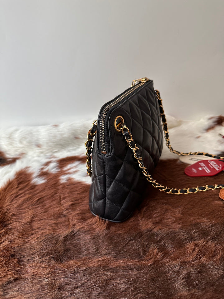 CHANEL Mini Lambskin Shell Bag 🖤｜Soft Lambskin × Iconic Quilting × Adorable Rare Details