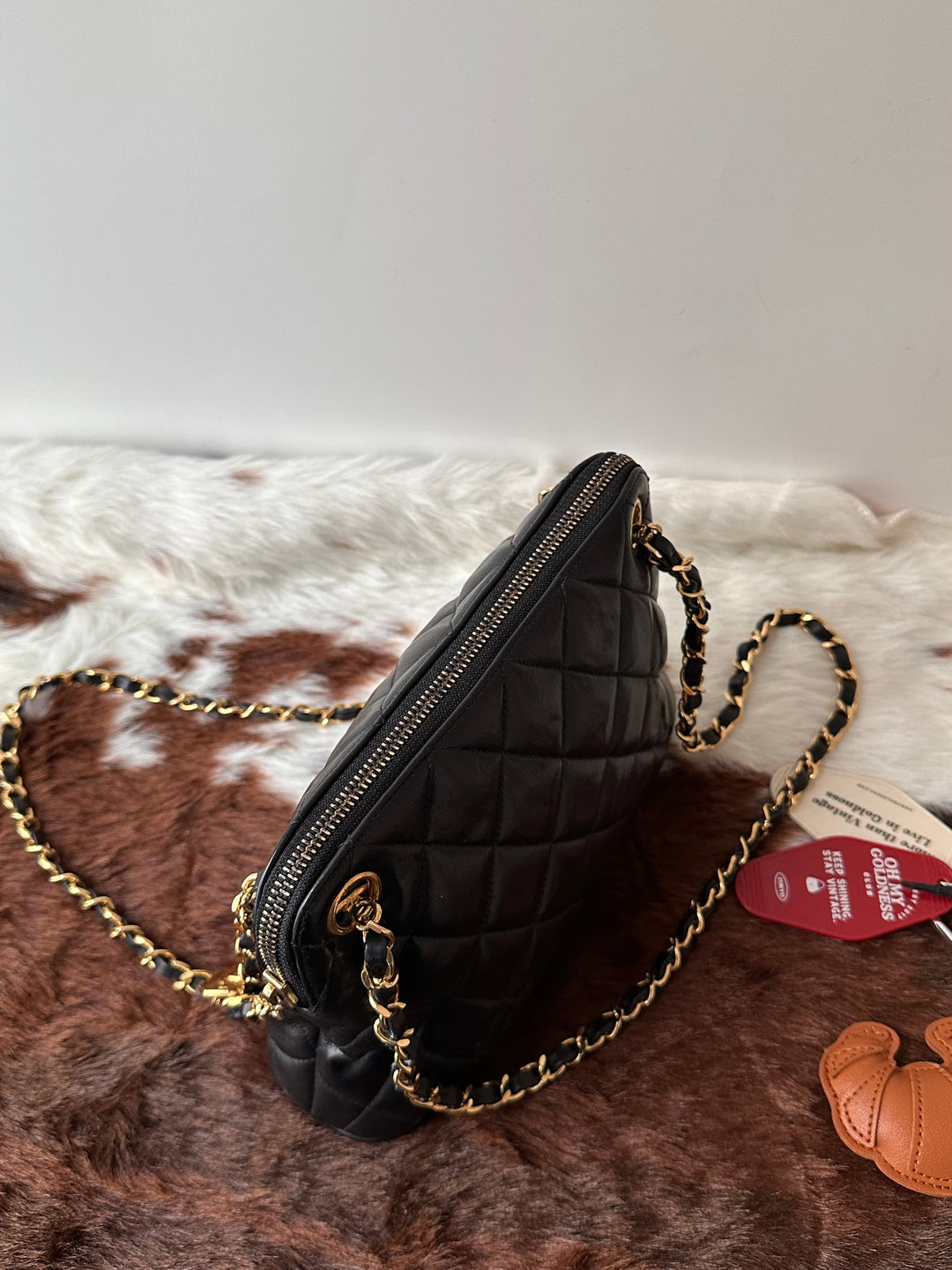 CHANEL Mini Lambskin Shell Bag 🖤｜Soft Lambskin × Iconic Quilting × Adorable Rare Details