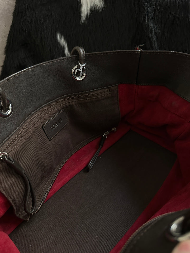 LOEWE Cowhide Suede Shopper Tote Bag ❤️｜Red Suede × Embossed Anagram × Spacious Everyday Size✨