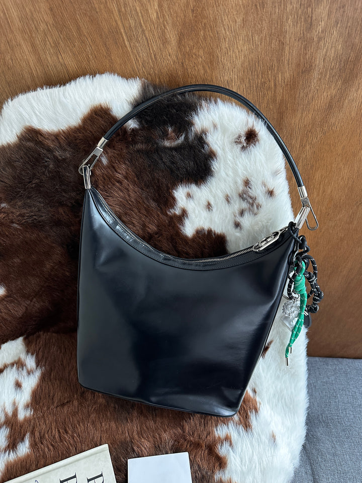 Gucci Box Leather Hobo Bag 🖤｜Minimalist Design × Detachable Handle × Crossbody Versatility