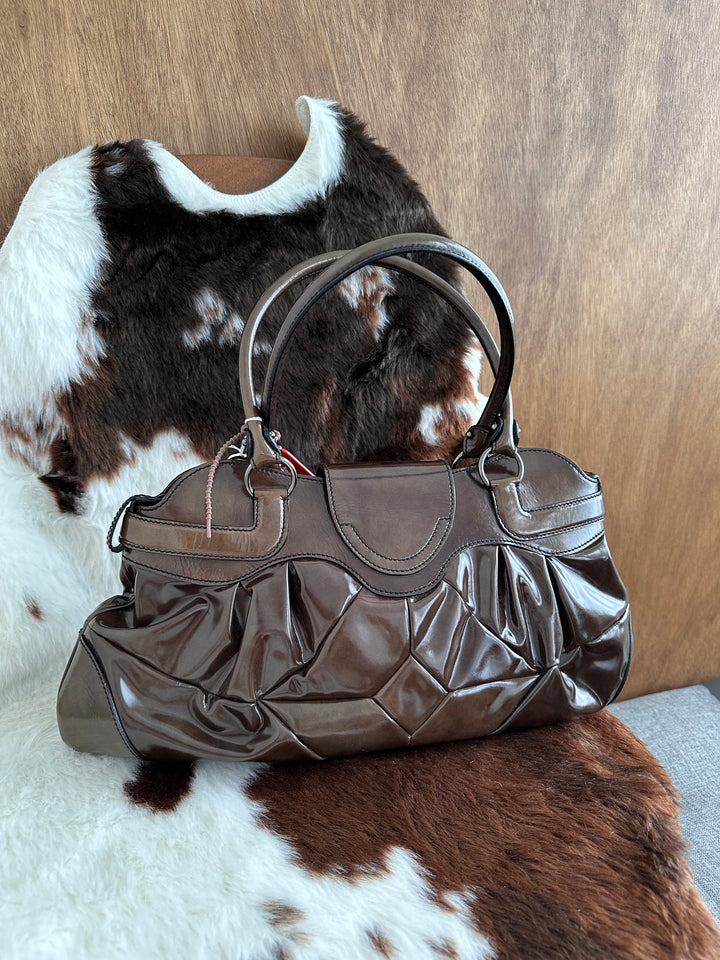Ferragamo Gancini Hobo Bag 🖤🫒｜Quilted Design Detail・Olive Tone・Effortless Chic