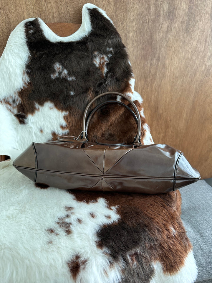Ferragamo Gancini Hobo Bag 🖤🫒｜Quilted Design Detail・Olive Tone・Effortless Chic