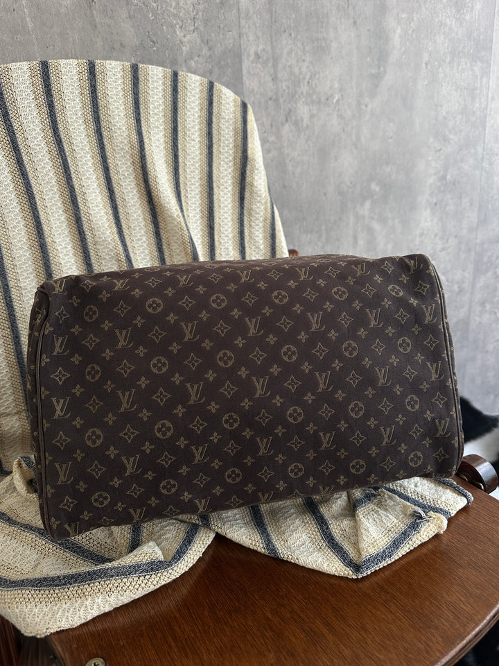 Louis Vuitton Monogram Speedy 30 – Lightweight Canvas