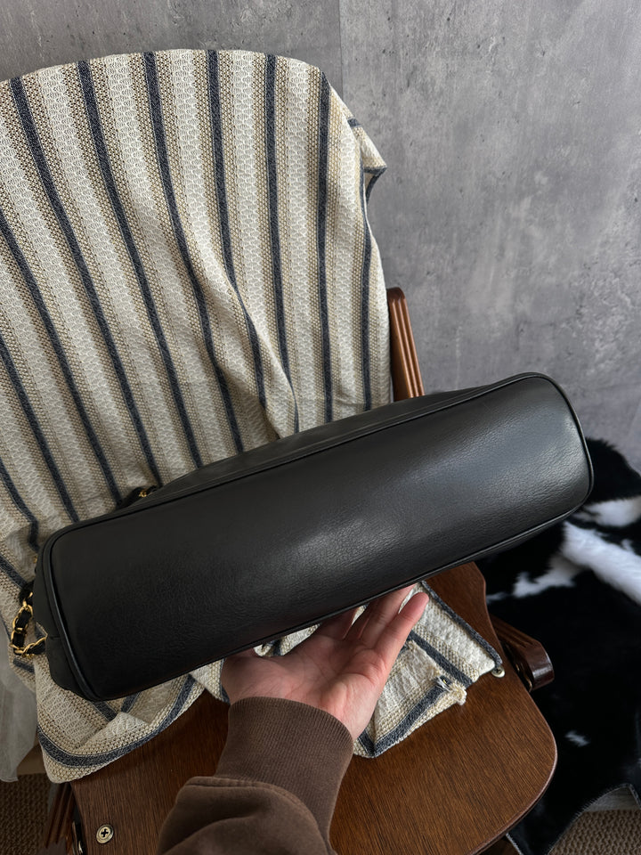 Chanel Large CC Circle Chain Shoulder Bag