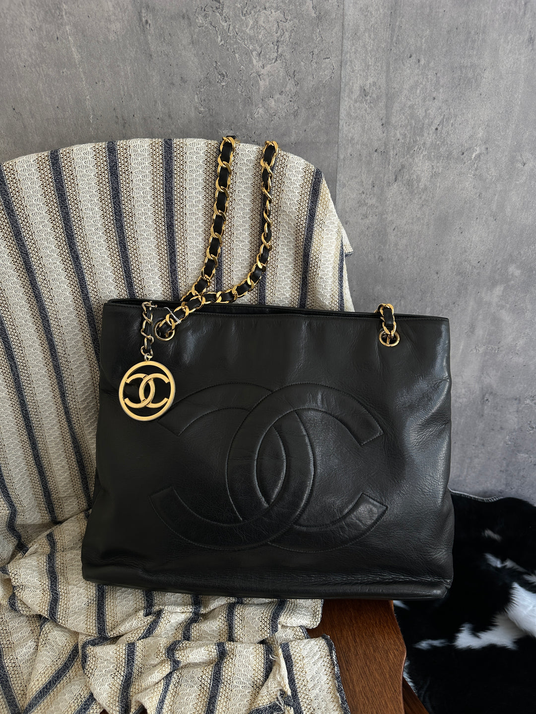 Chanel Large CC Circle Chain Shoulder Bag
