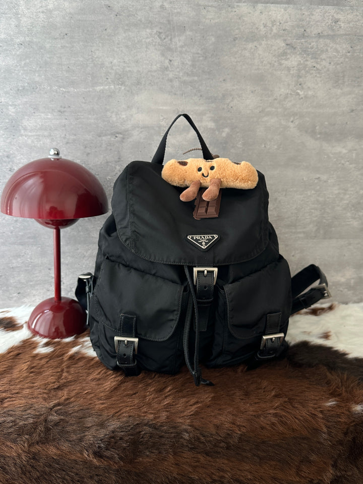 Prada Nylon Backpack 🖤✨｜Lightweight Nylon × Multi-Pocket Design × Spacious Everyday Capacity