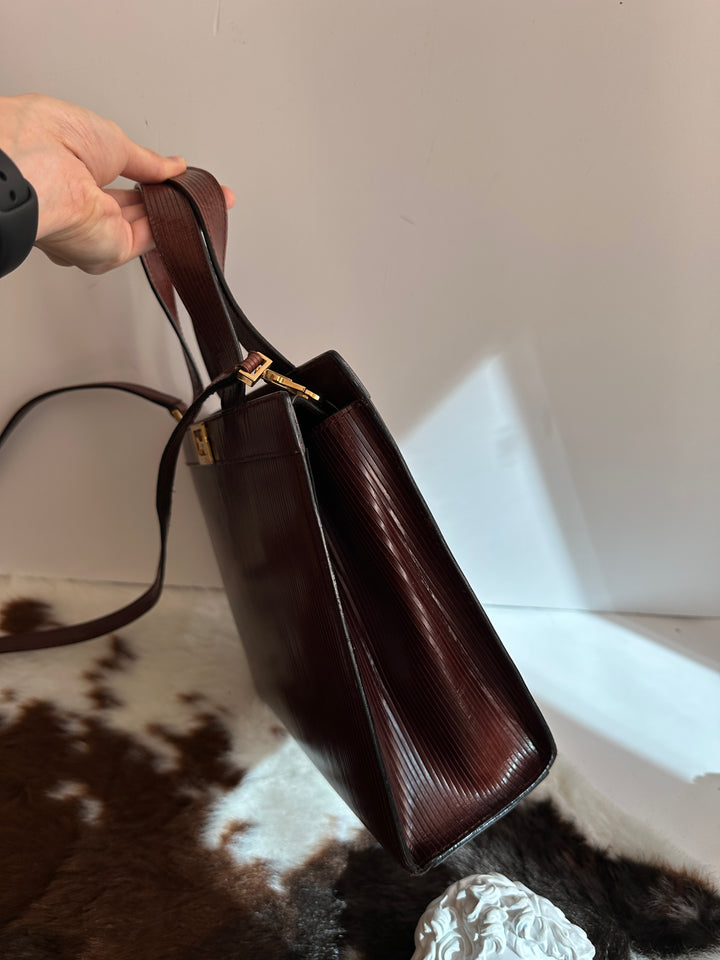 Celine Chocolate Silhouette Carriage Bag 🤎🐎 | Quiet Luxury in Motion