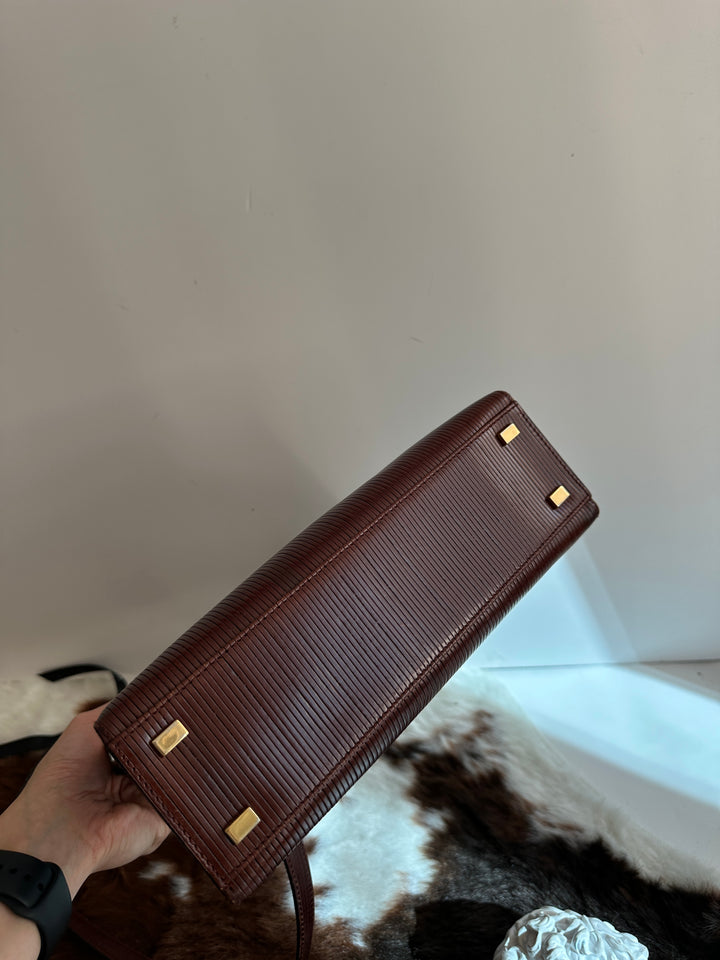 Celine Chocolate Silhouette Carriage Bag 🤎🐎 | Quiet Luxury in Motion