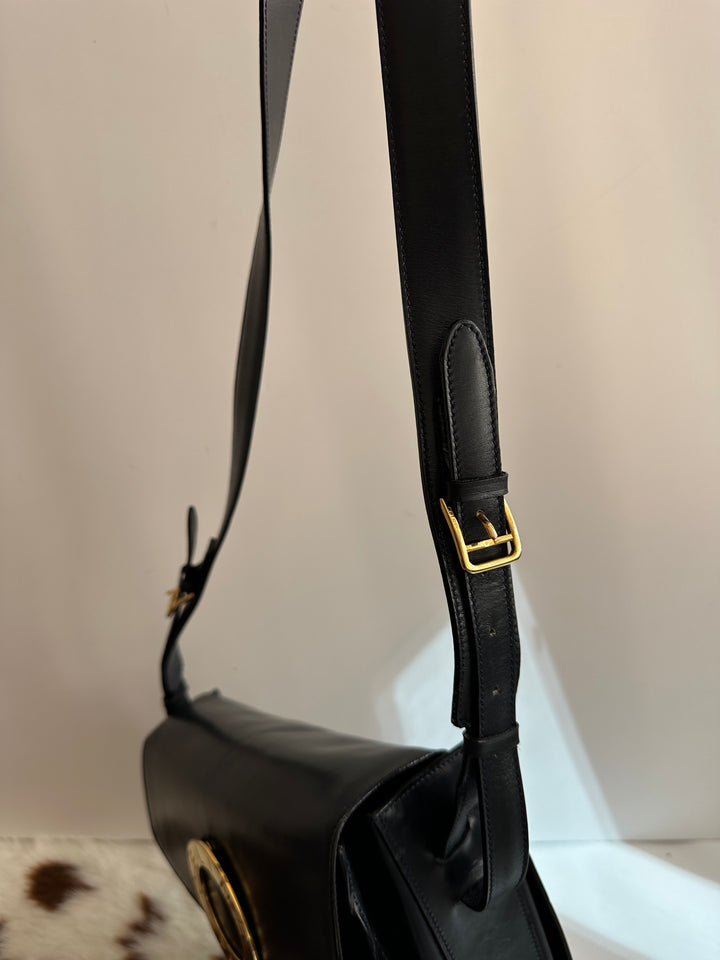 CELINE Large Gold Ring Leather Shoulder Bag 🖤｜Oversized Gold Logo × Red Interior × 3-Way Styling