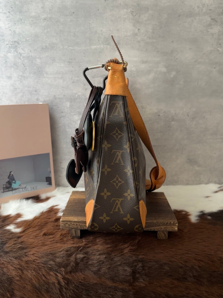 Louis Vuitton Monogram Boulogne Crossbody 🥐🤎｜Iconic Monogram × Crescent Silhouette × Everyday Versatility