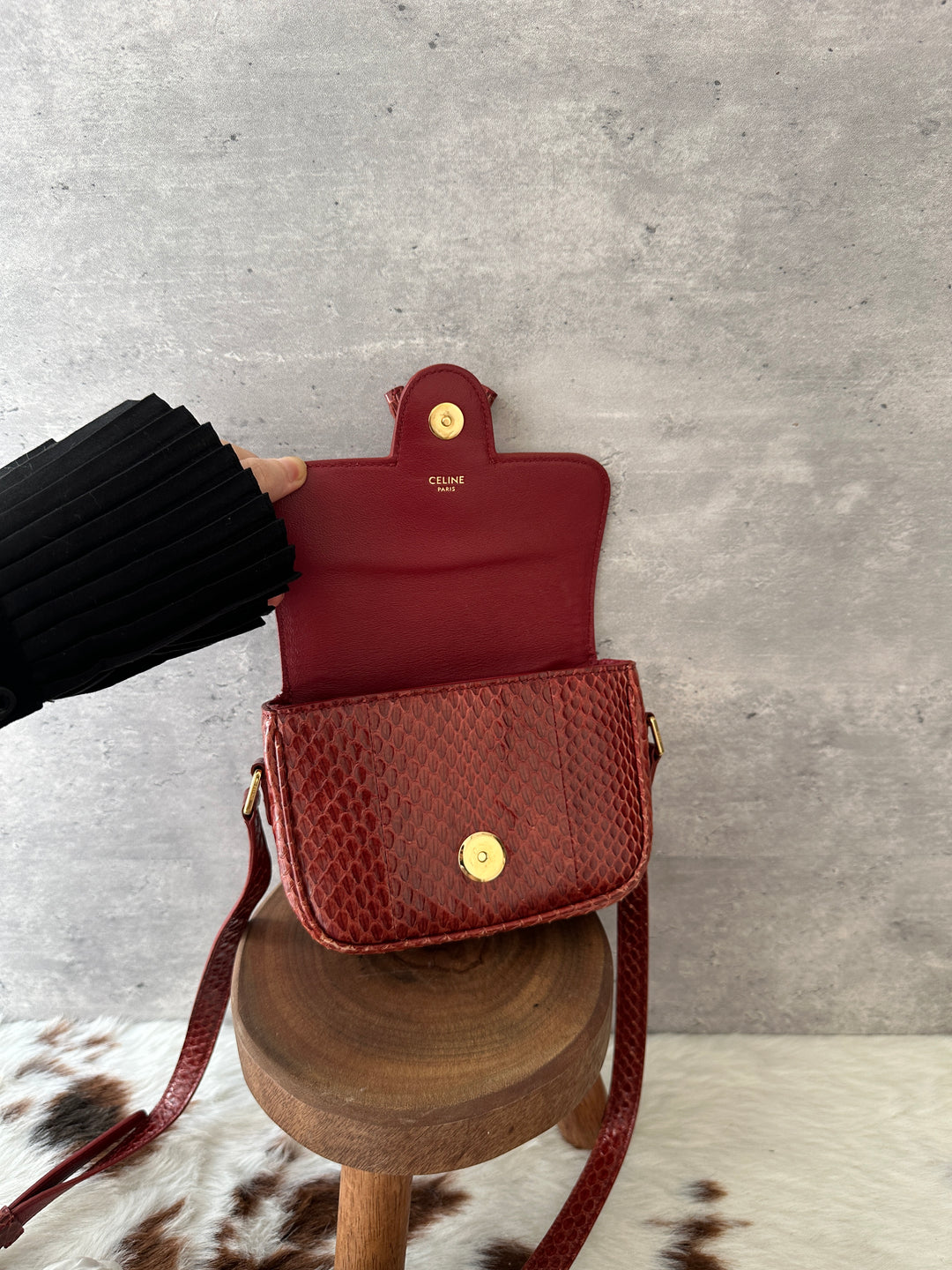 Celine Python Mini Crossbody ❤️✨｜Burgundy Python × Vintage Tassel Detail × Compact Silhouette