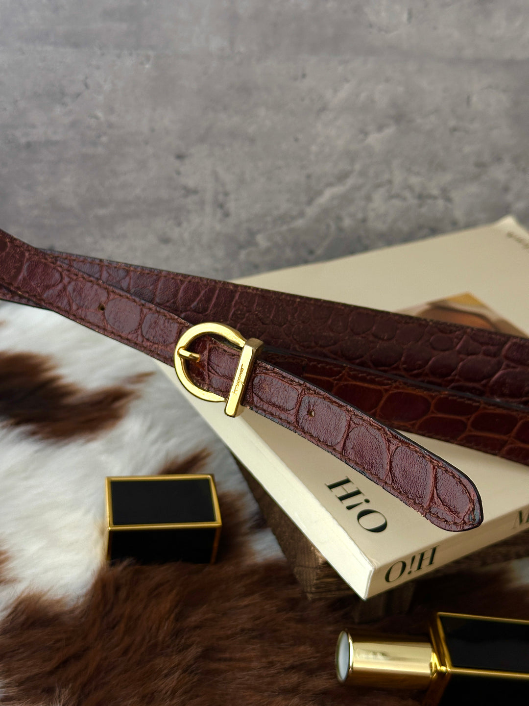Ferragamo Croc-Embossed Box Crossbody Bag 😍🤎｜Croc-Embossed Leather × Gancini Hardware × Adjustable Strap