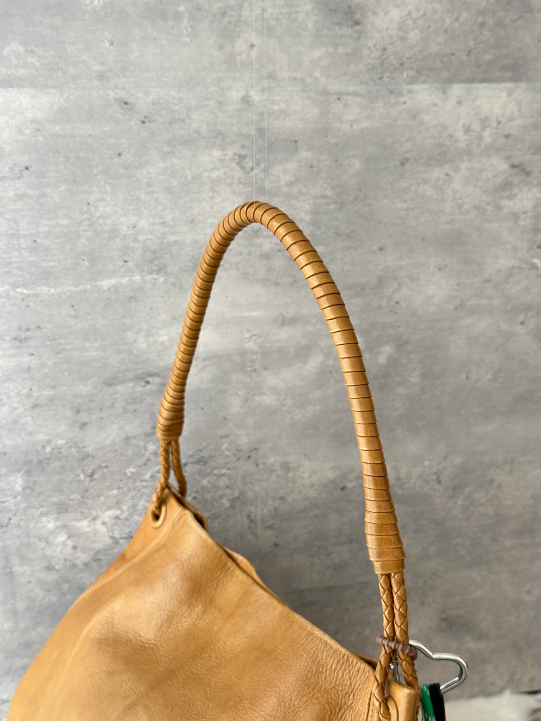 Bottega Veneta Soft Leather Hobo Bag 🤎🧡｜Supple Calfskin × Wrapped Handle × Spacious Silhouette