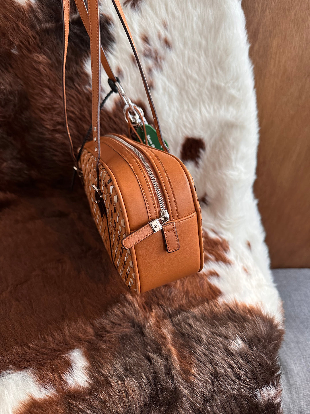 Salvatore Ferragamo Woven Leather Baguette Bag 🤎🥖｜Caramel Woven Design・Mini Baguette Shape・Rare Vintage