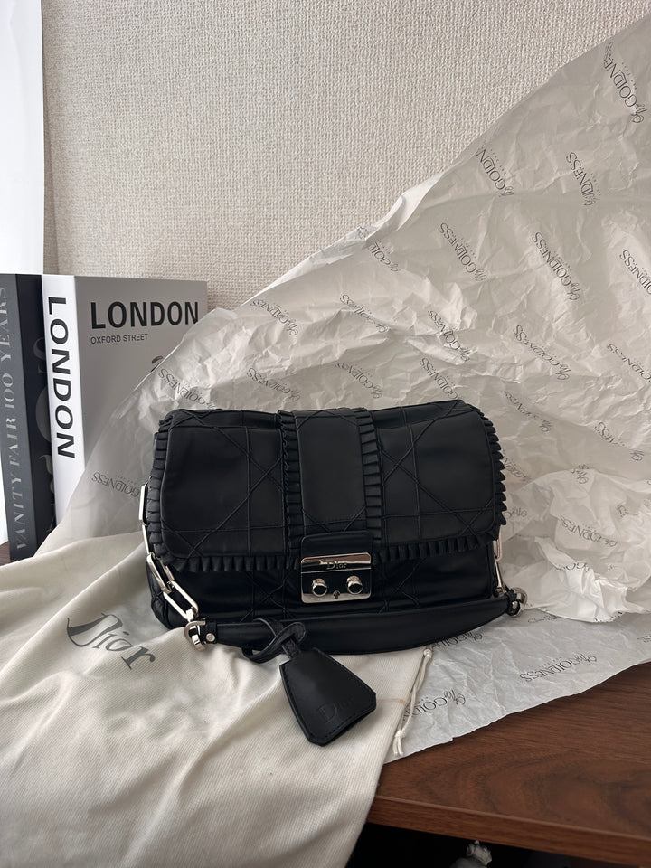 DIOR Cannage Chain Hobo Bag（Black × Silver Hardware, Small Size）｜Rare Vintage Find 🖤✨