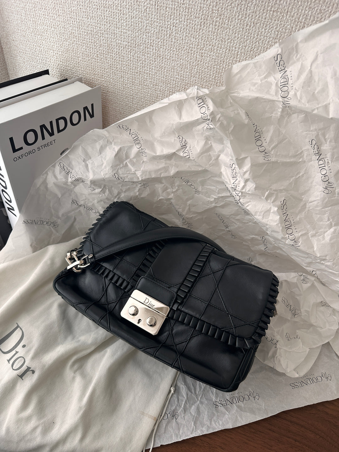 DIOR Cannage Chain Hobo Bag（Black × Silver Hardware, Small Size）｜Rare Vintage Find 🖤✨