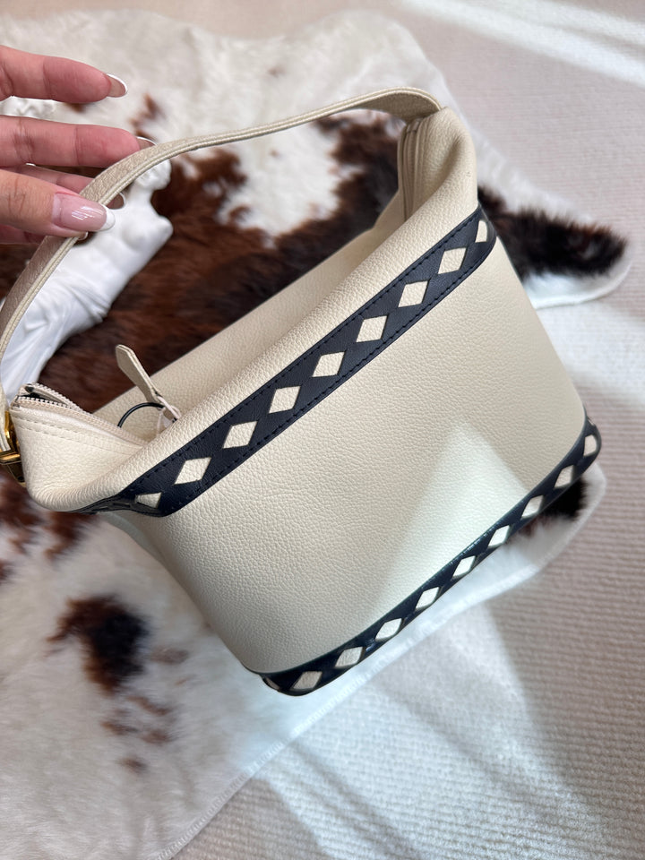 Yves Saint Laurent Ivory Leather “Lunch Box” Hobo 🤍 | Minimal Form, Maximum Charm