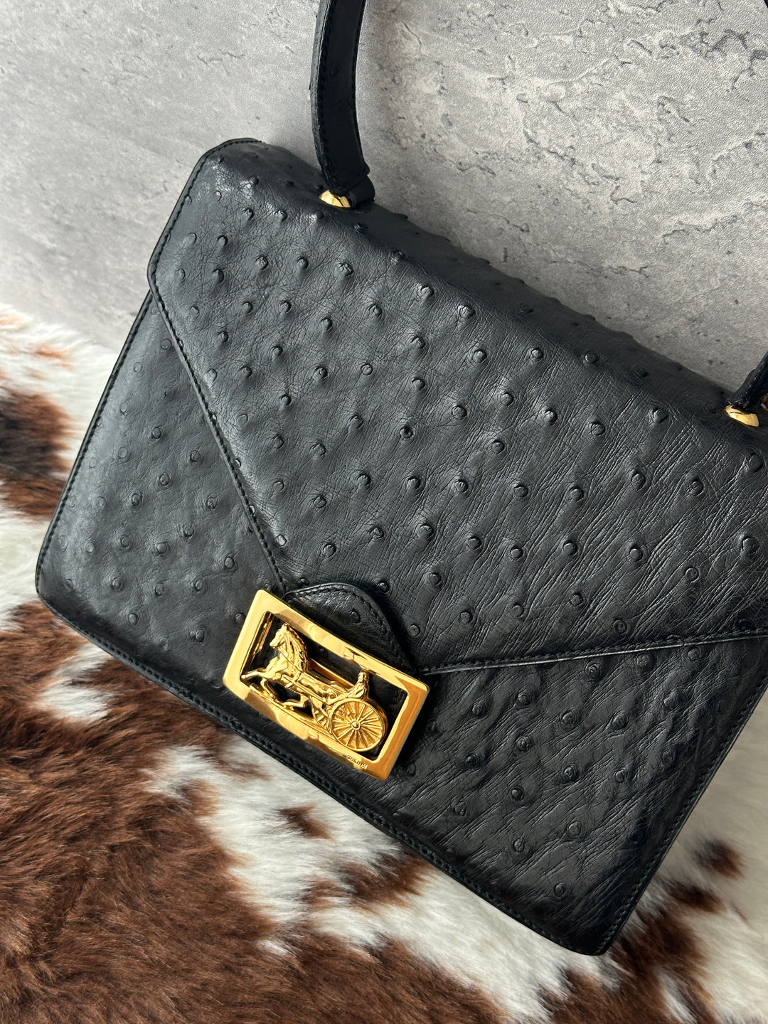 Celine Ostrich Kelly-Style Top Handle Bag 🖤✨｜Ostrich Leather × Gold-Tone Horse Carriage Clasp × Vintage Silhouette