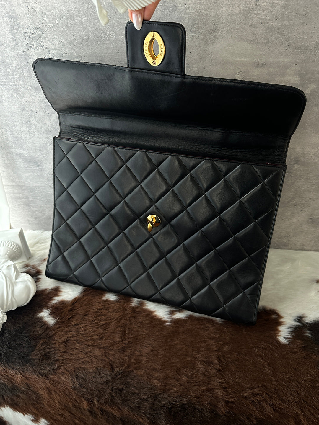 Chanel Quilted Lambskin Briefcase 🖤✨｜Gold-Tone CC Turnlock × Quilted Lambskin × Laptop-Friendly Size