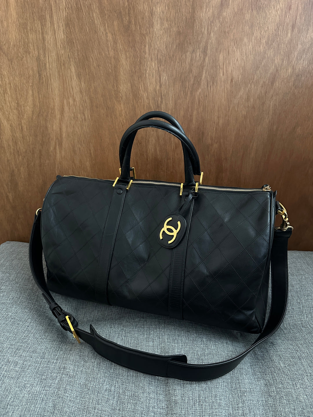 Chanel Boston 45 🖤✨｜Quilted Leather × Gold-Tone CC Tag × Original Strap