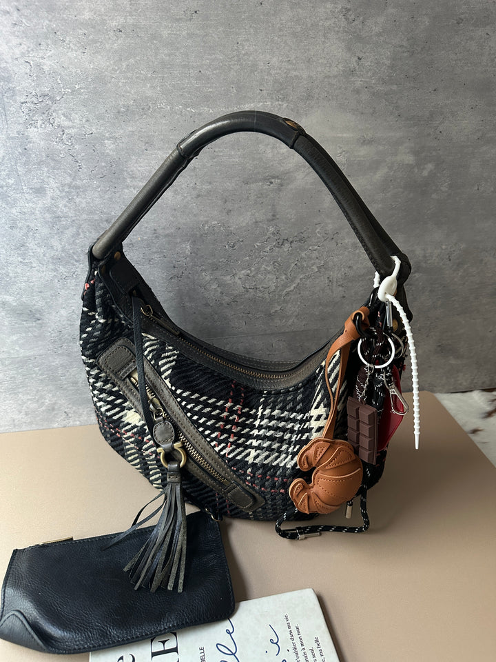Ferragamo Plaid Wool Crescent Hobo Bag 🤍🖤｜Plaid Wool × Crescent Silhouette × Matching Pouch